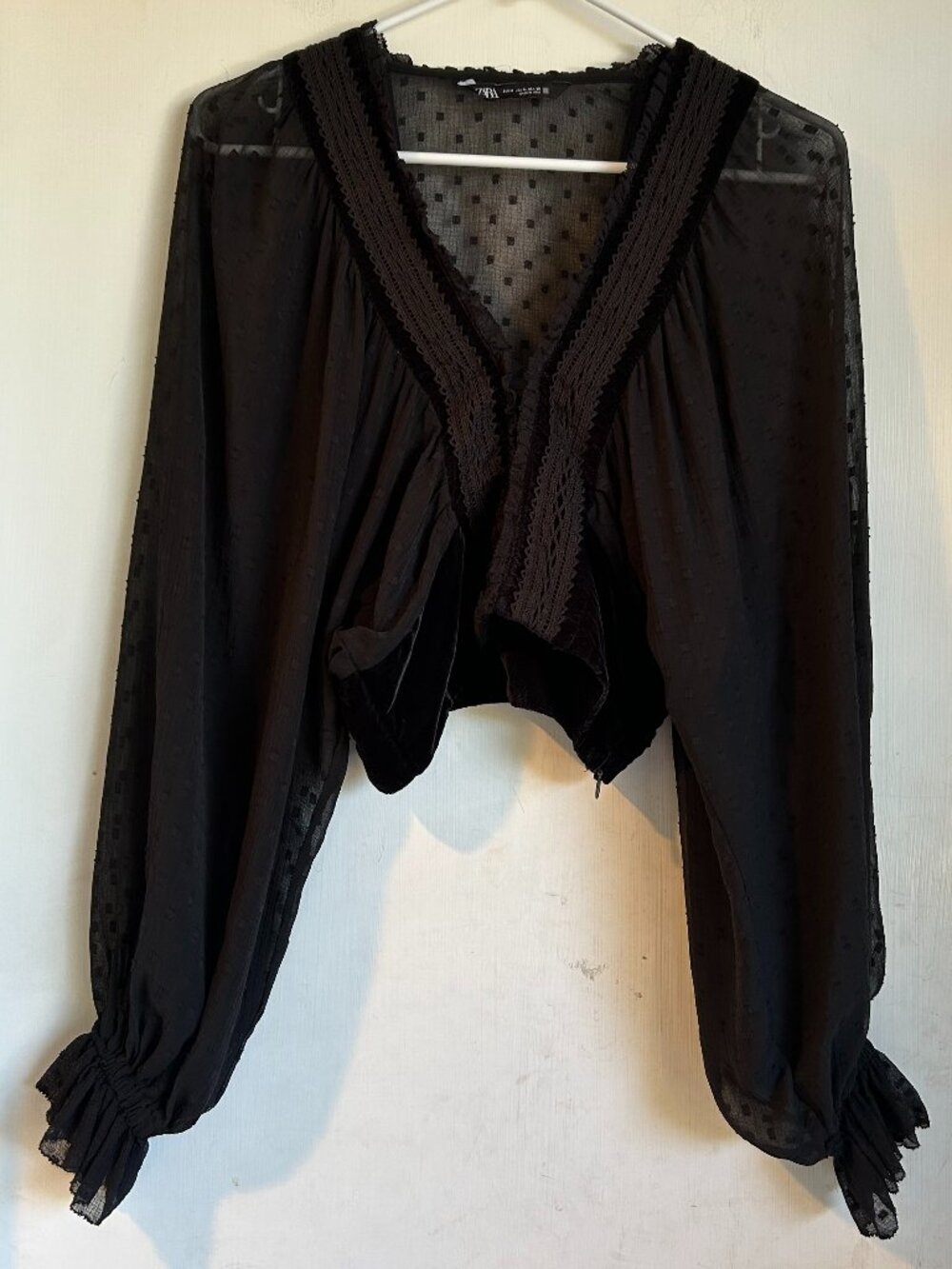 Zara - Black Sheer Sleeve Velvet and Lace Cropped Blouse